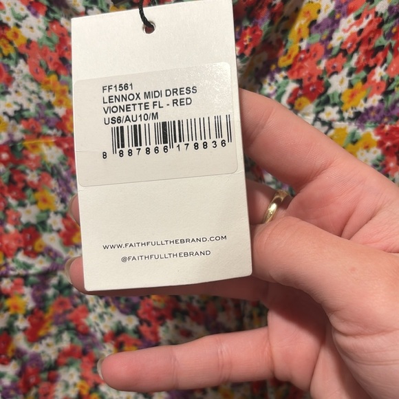 New FAITHFULL THE BRAND Lennox floral midi dress - Picture 3 of 9